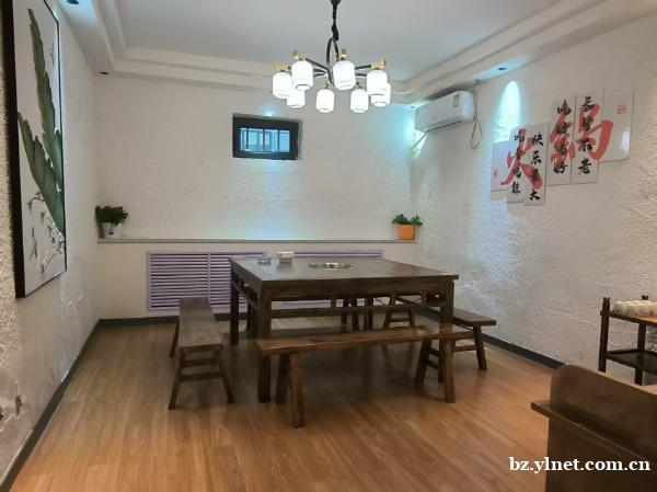 优享 重庆北路三巷口火锅店+烟酒行转让 512191