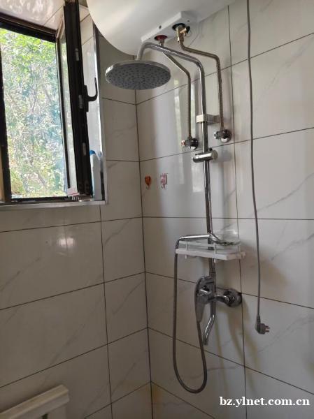 二毛附近新房低价出租（免物业费停车费）